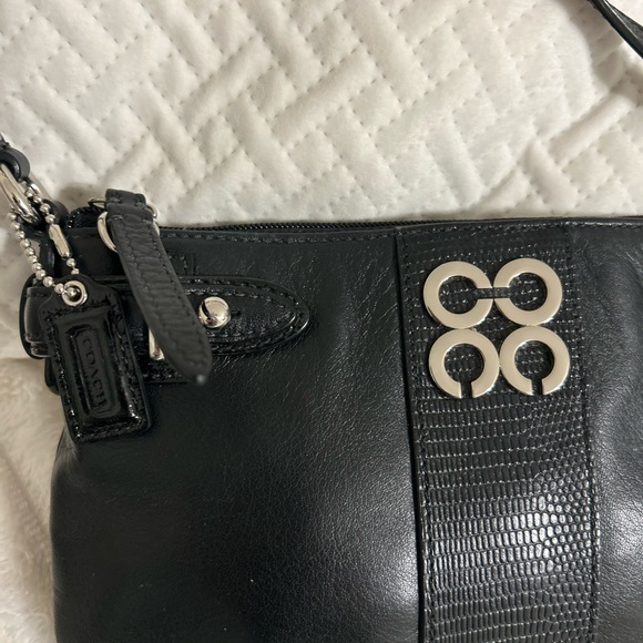Coach Collette Black Leather Shoulder Bag - Picture 2 of 5